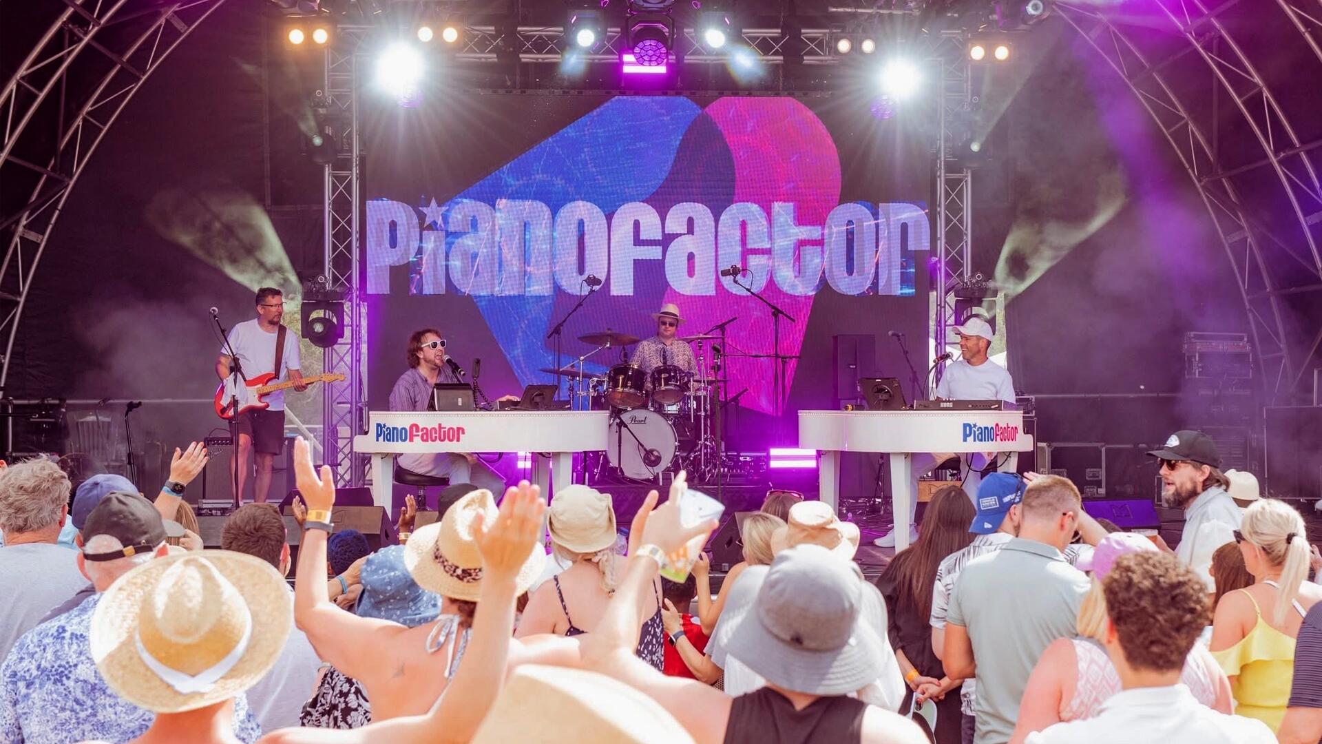 Duelling Pianos Performers