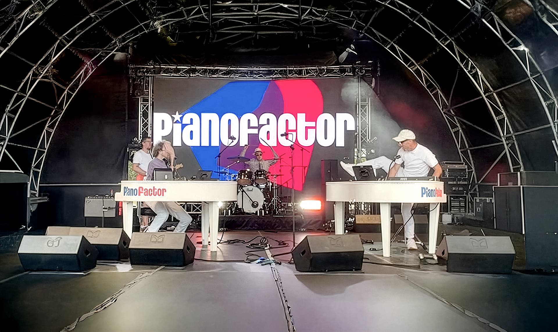 PianoFactor Duelling Pianos